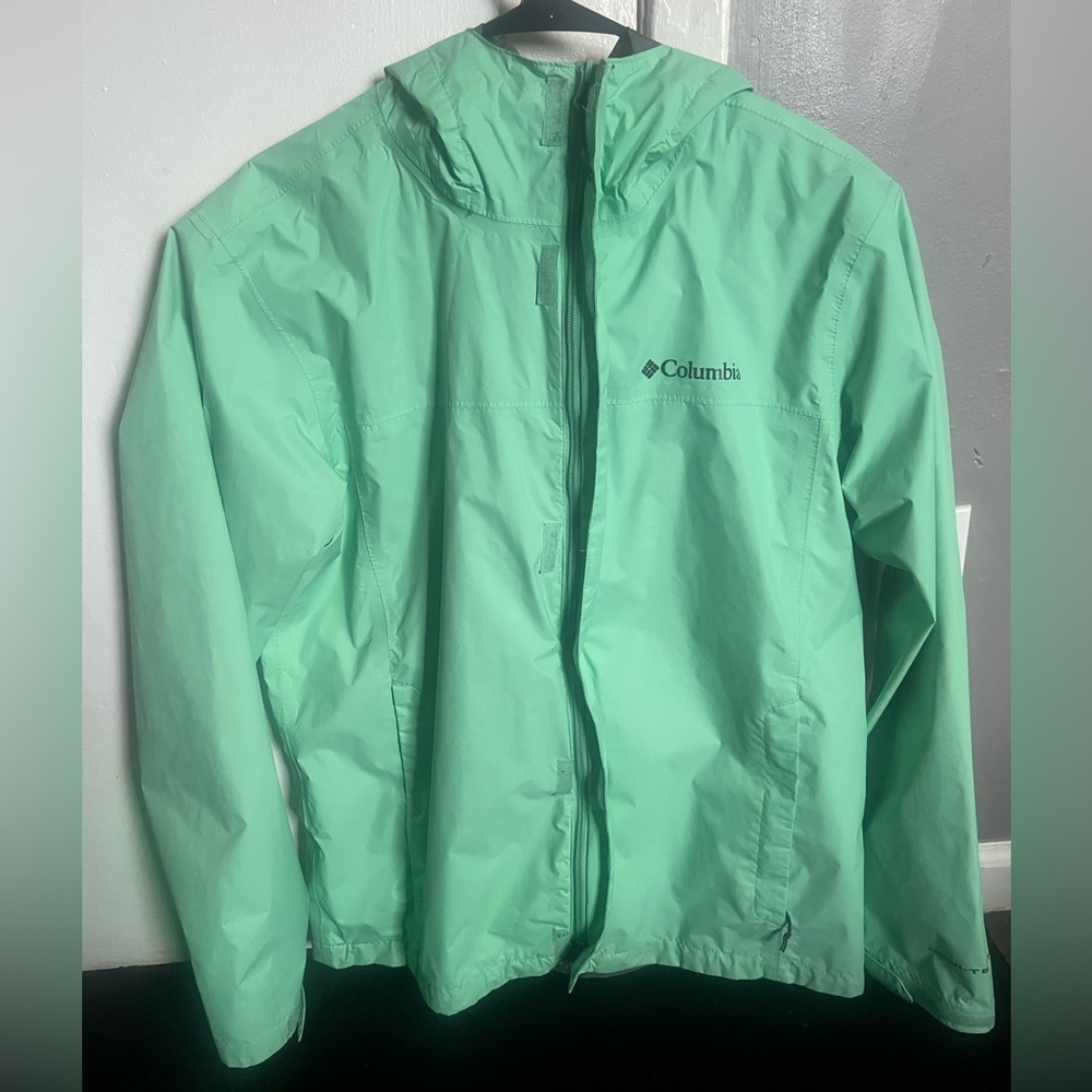 Columbia Windbreaker